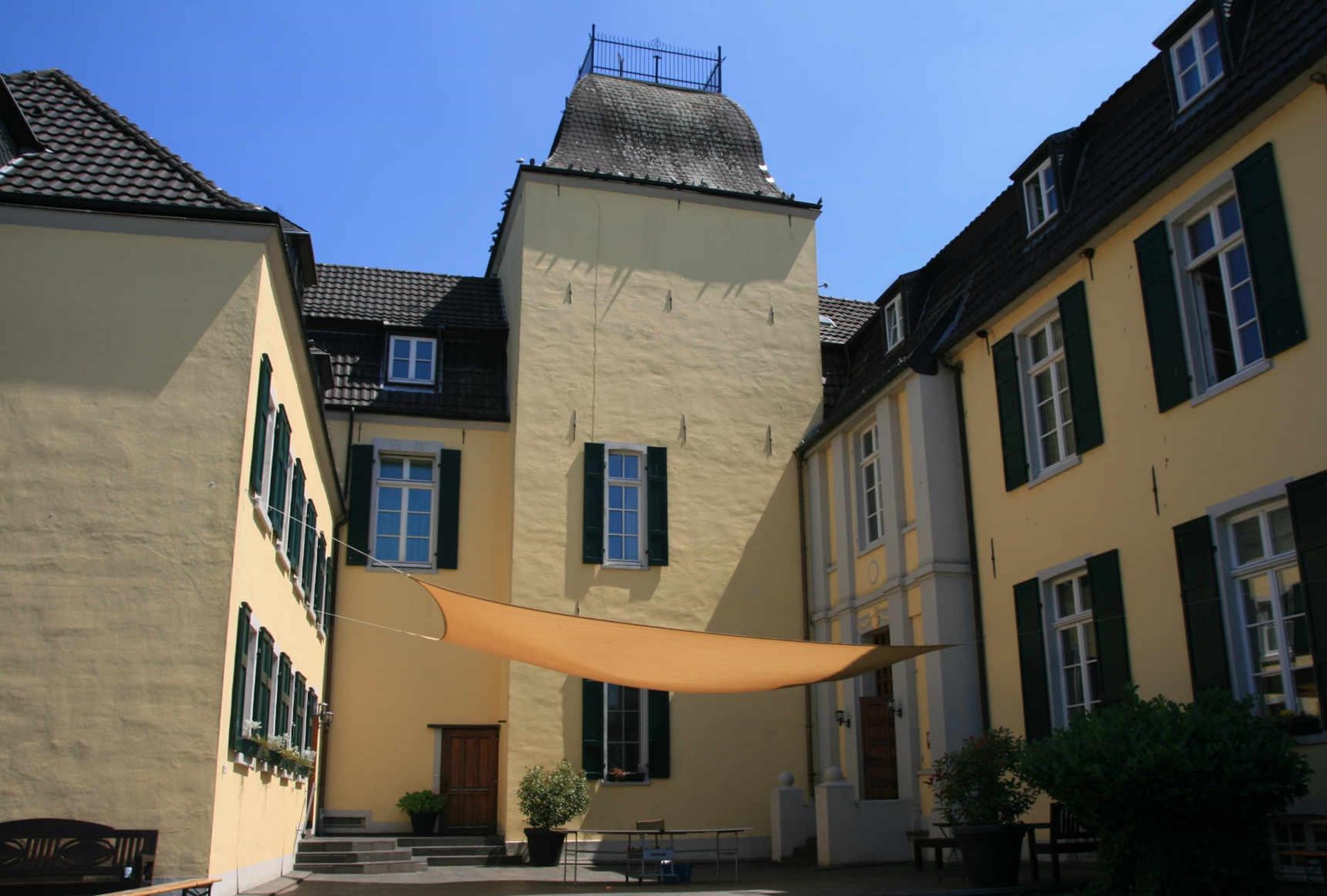 Innenhof des Schloss Bellinghoven bei Rees